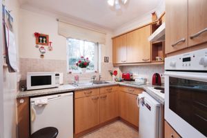 Kitchen- click for photo gallery